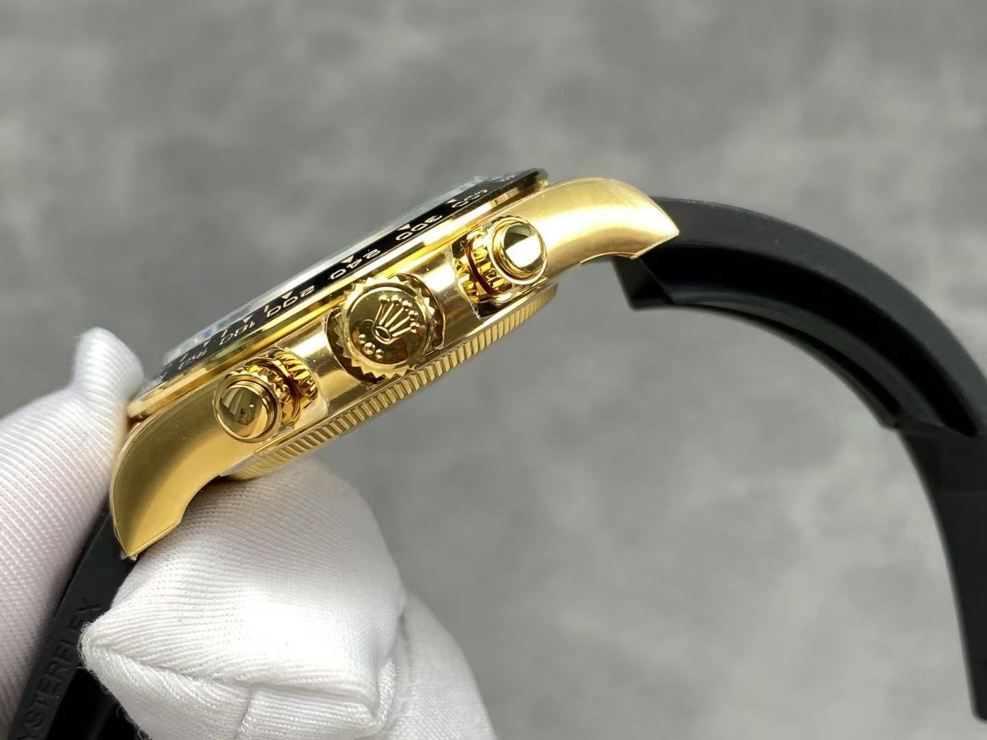 207956df76d8fe64a3689efb520c9383 (1) Superclone Rolex Daytona 40 mm 126518LN Tiffany Dial side crown