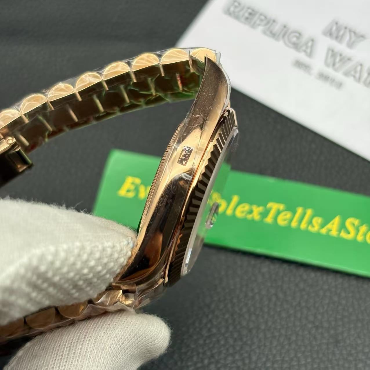 22345aec264b6e43089d6ca7996ad6e0 Rolex Day-Date 40 Rose Gold Meteorite Dial - Image 7