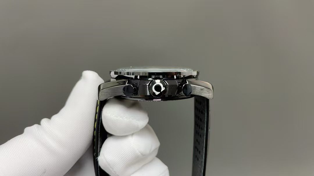 2855475e6d804389567fd16c62f96eff Replica Omega Speedmaster Men Automatic Black Leather Watch O31192443001001 - Image 6