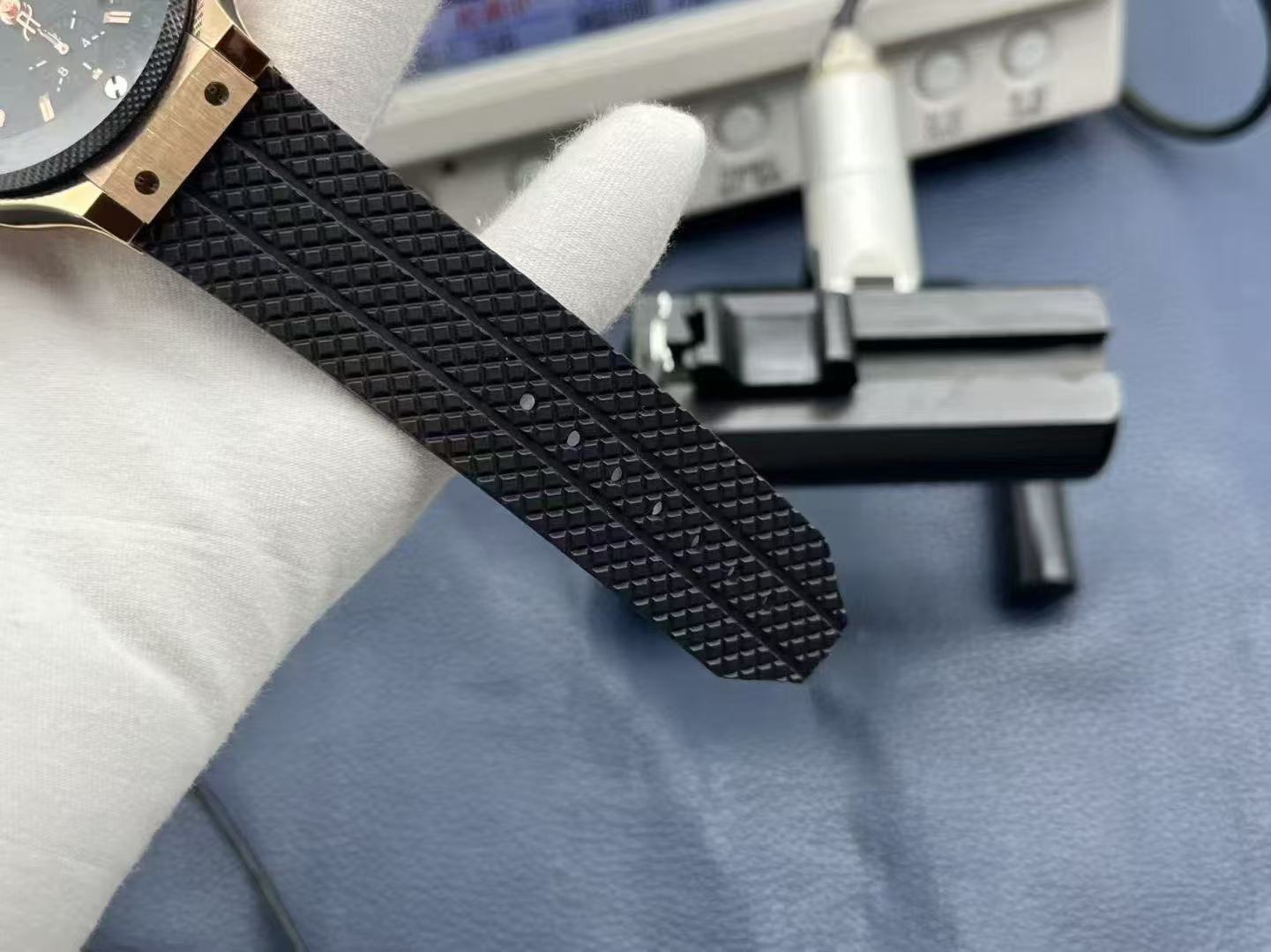 37b9cf3225ce0v3230a77bc55ce85a853 Replica Hublot - Black Rose Gold Big Bang King