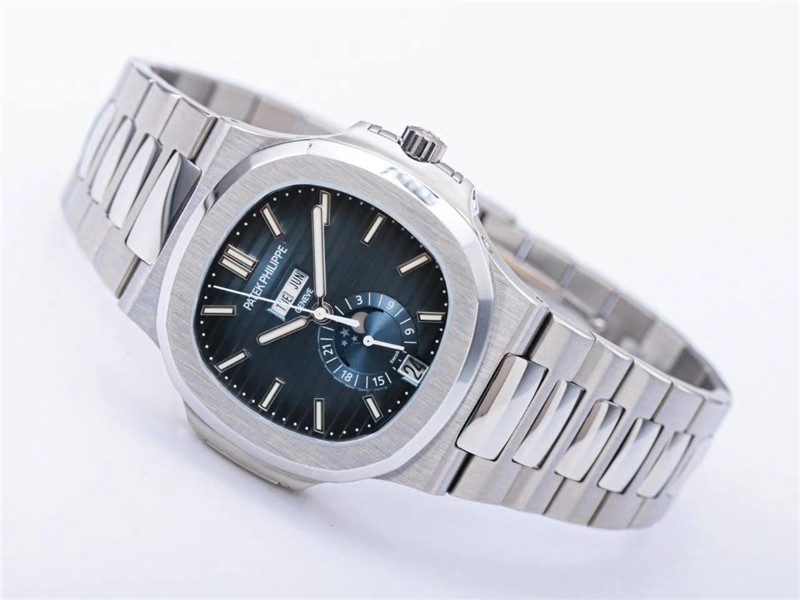 5f09e7968e17c Replica Patek Philippe 5726 Blue Calendar Watch