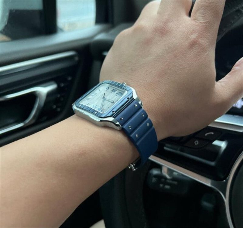 630c44e9bf4bb Replica Cartier Santos De Cartier Watch