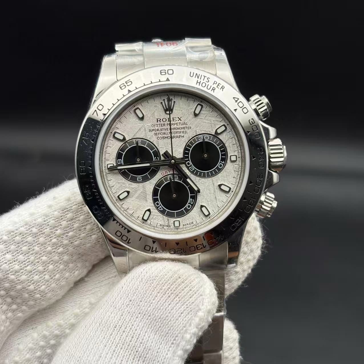 63e963b9f20cfb1439dbf5aa8ac0e2a4 Rolex Daytona 116519 Meteorite Watch - Image 7