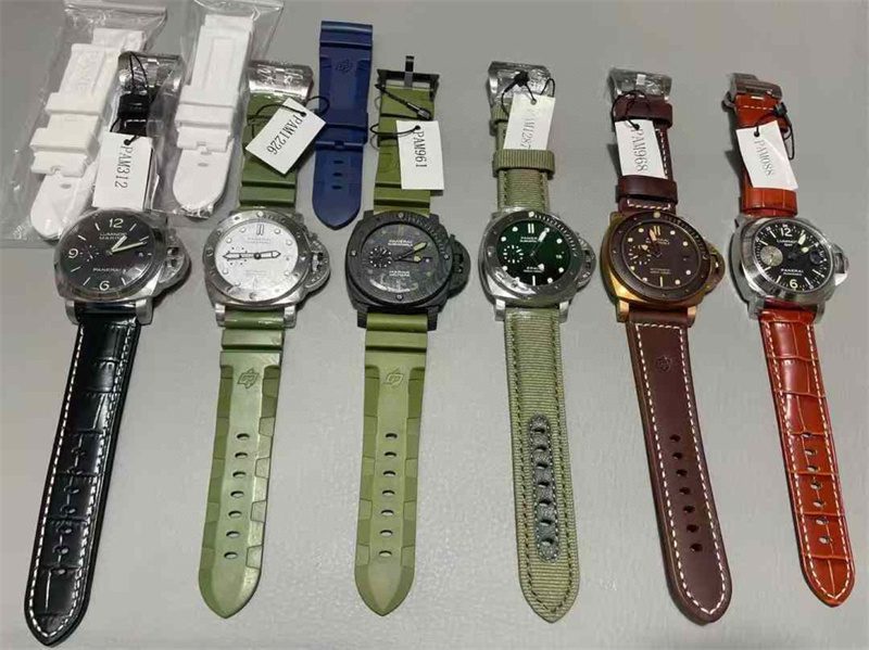 6808561706d79 Panerai Submersible PAM01226 Green Watch - Image 2