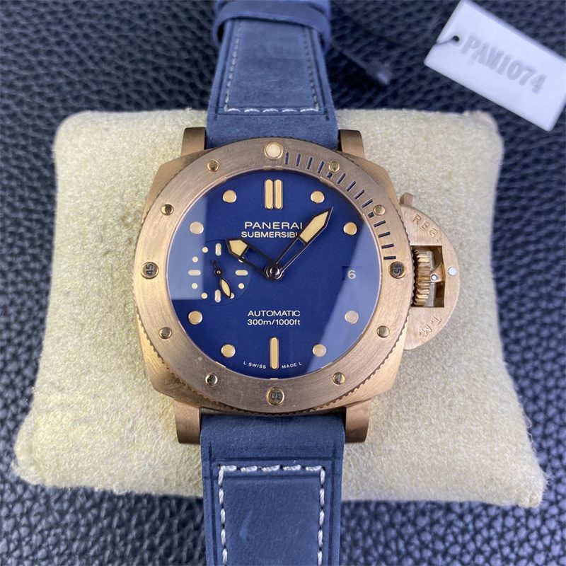 68085aba8ec17 Panerai Submersible PAM01074 Bronze Watch - Image 3