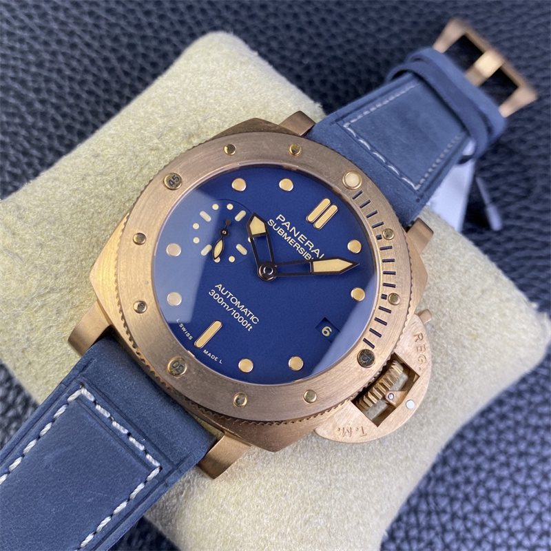 68085ababc4f6 Panerai Submersible PAM01074 Bronze Watch - Image 5