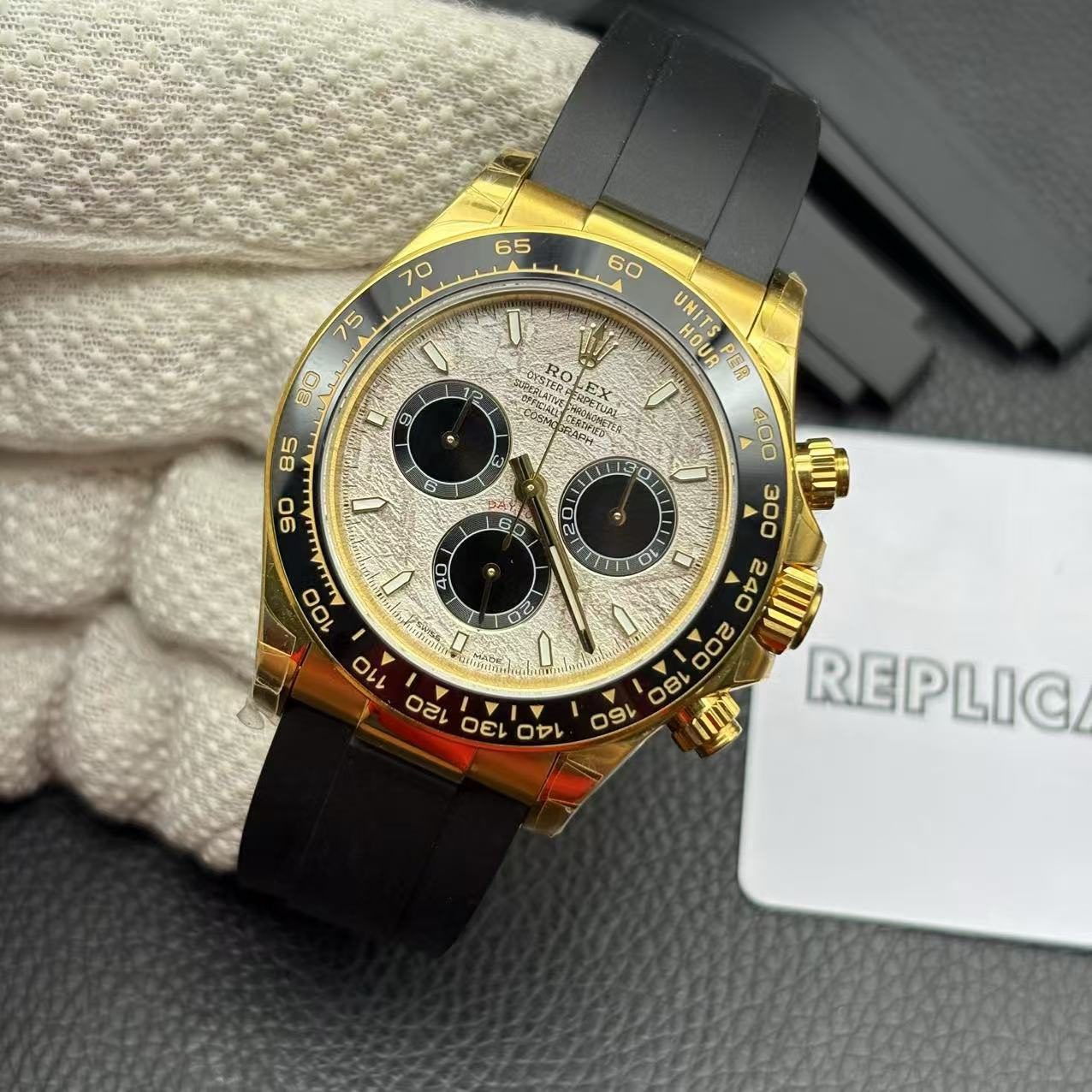 98e9217155ef3737488cb9fa081e5ea2 Superclone Rolex Daytona 40 mm 126518LN Meteorite Dial - Image 10
