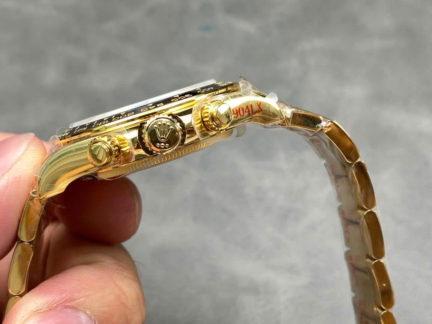 Dong-Ho-Rolex-Daytona-126528LN-Le-Mans-100th-Year-Che-Tac-May-Calibre-4132-Xuong-QF-40mm-6 Rolex Daytona 126528LN Le Mans 100th Year Best Replicas Swiss Movement Calibre 4132 QF Factory V8 40mm