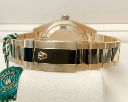 Réplica Rolex Sky Dweller 2023 Esfera Blanca Oro