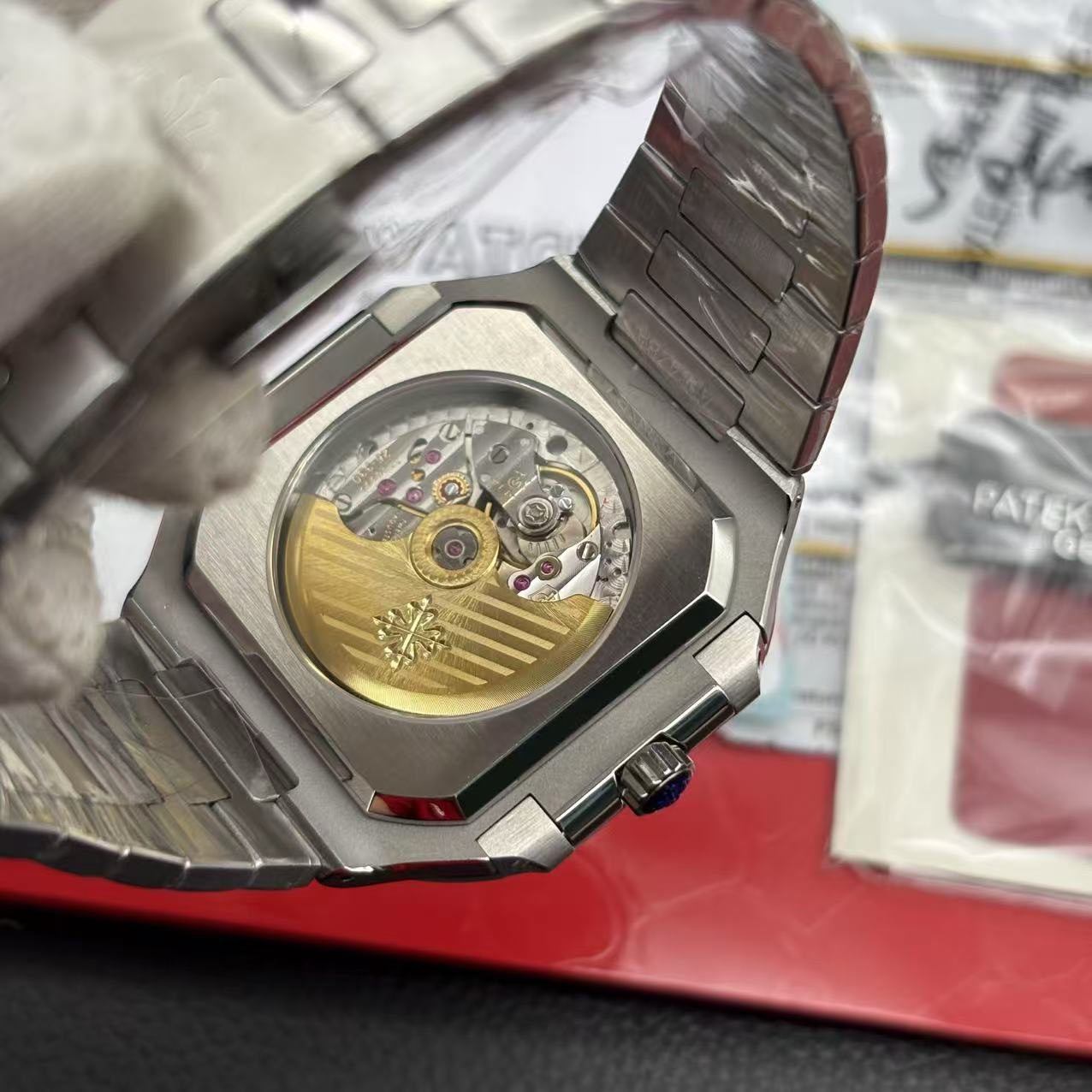 cc52c47c0cb4fdcce08fd0c1b4848af7 Replica Patek Philippe Cubitus 2025 Model - Best Copy - Image 9