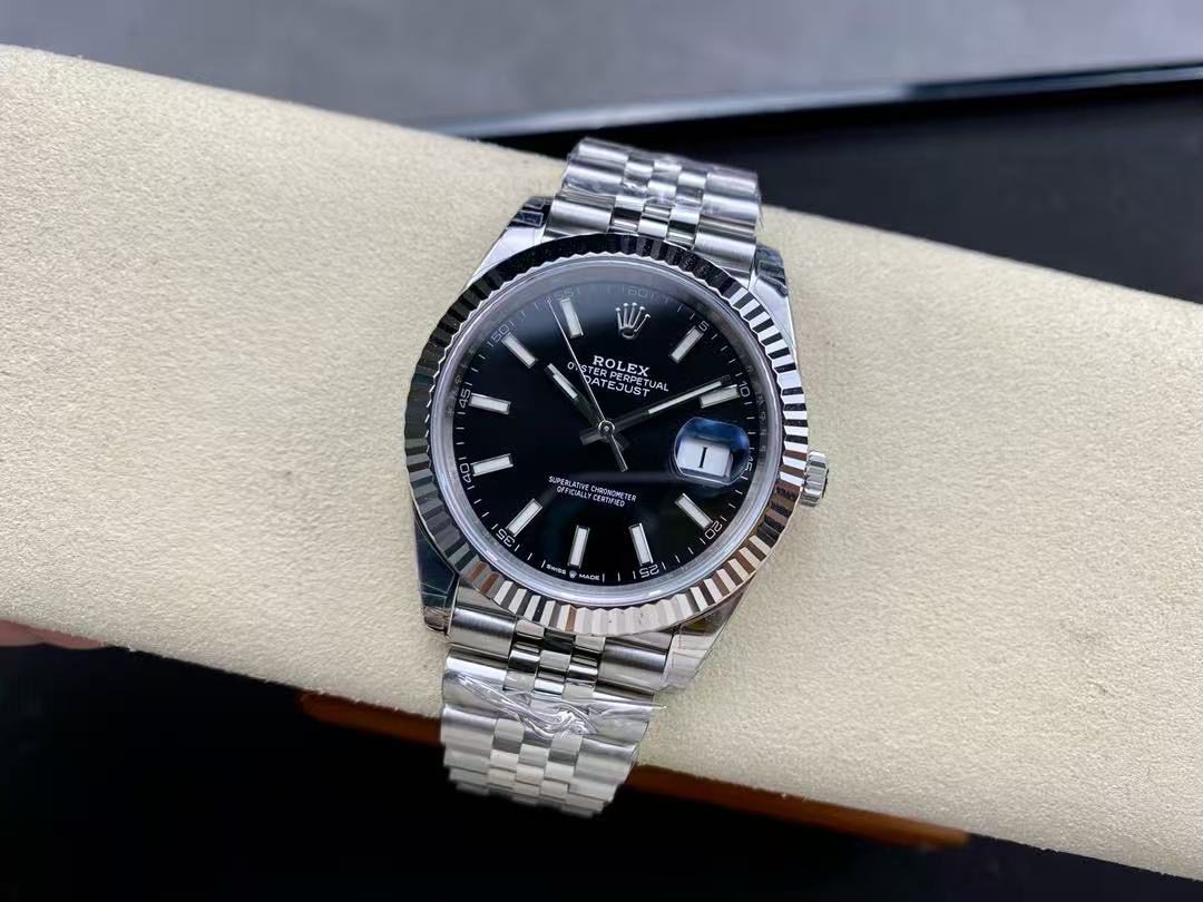 d66dab35b28fb6e782e2cfd669817bca Rolex Datejust 126234 Black Dial Replica clone - Image 8