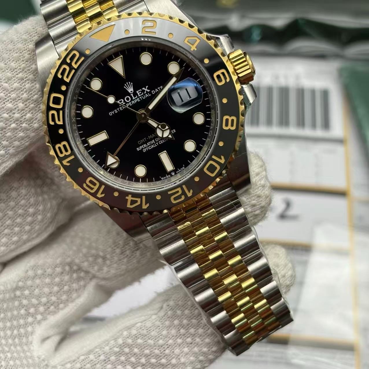 e849bc9595deae368238f51f81482ead 2023 GMT-Master 2 Silver Gold Replica Clone Watch - Image 5