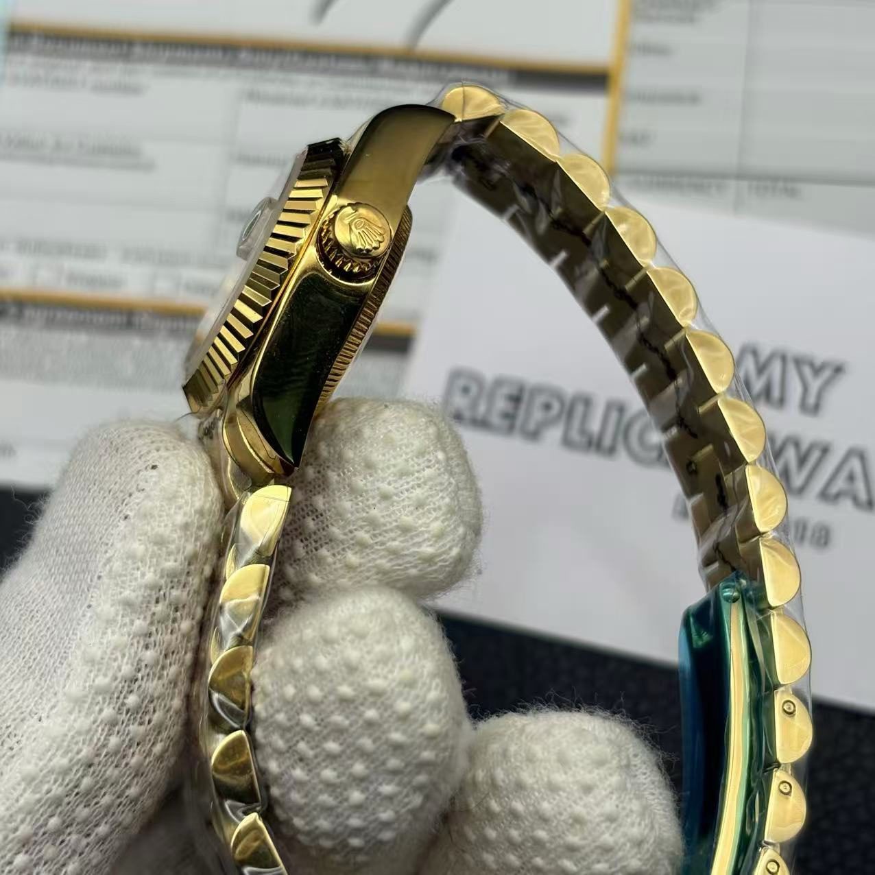 fbb0908a616ad1cd4be5168c2ccddb7e Replica Rolex Datejust Gold Ladies 179178 - Image 7