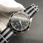Réplica del cronómetro maestro coaxial Omega seamaster 300 "spectre
