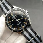 Réplica del cronómetro maestro coaxial Omega seamaster 300 "spectre