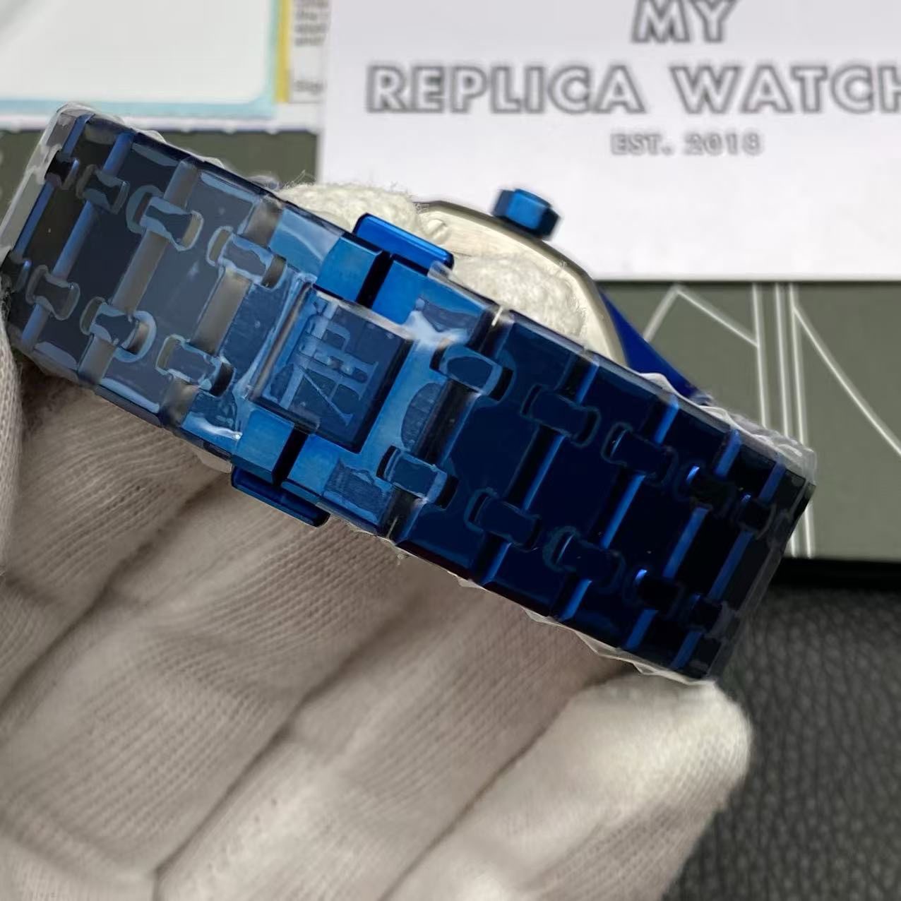 img_5413-2 Super Clone Audemars Piguet Royal Oak Perpetual Calendar Blue ( + Video ) - Image 13