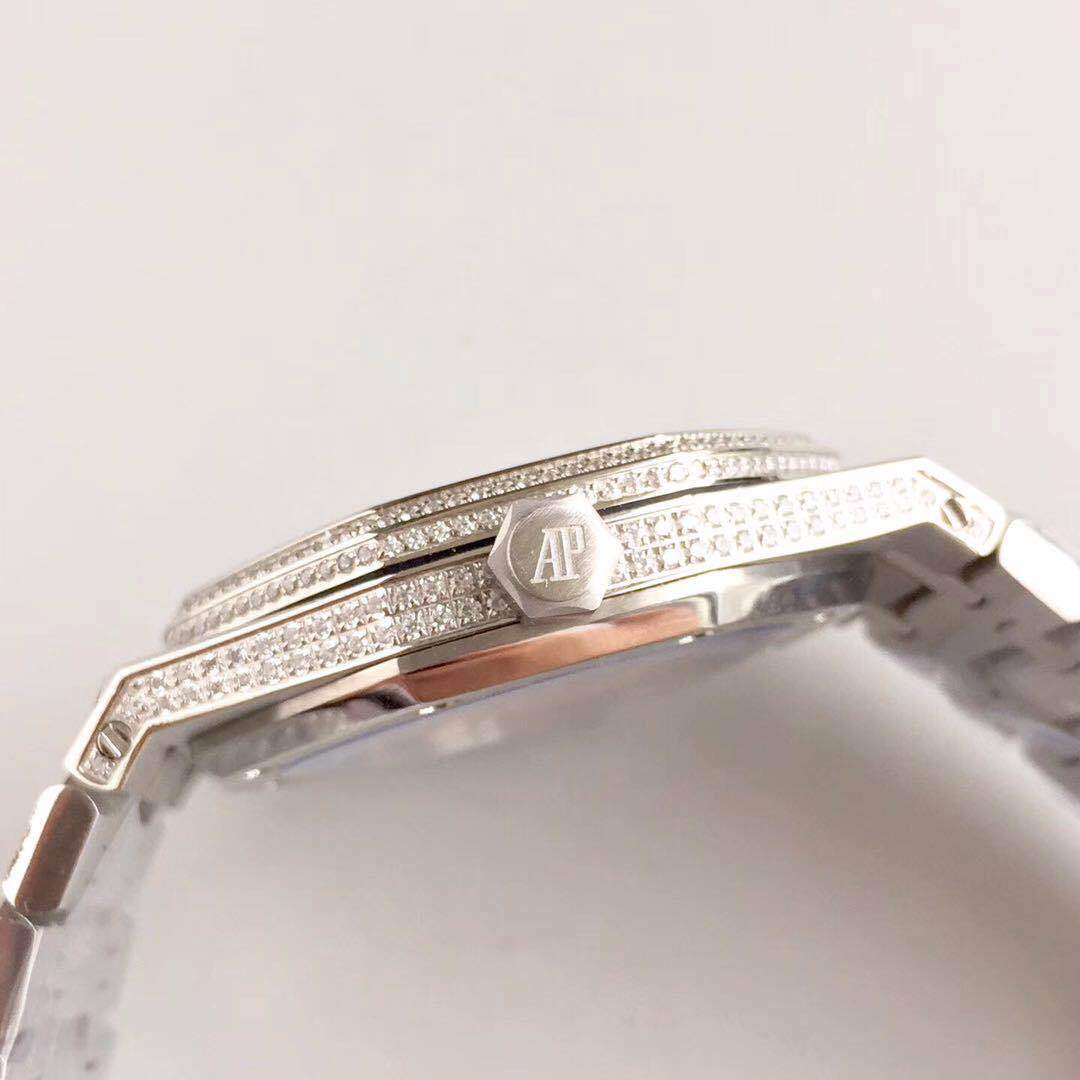 Replica AP Royal Oak Full Diamond Replica AP Royal Oak Full Diamond