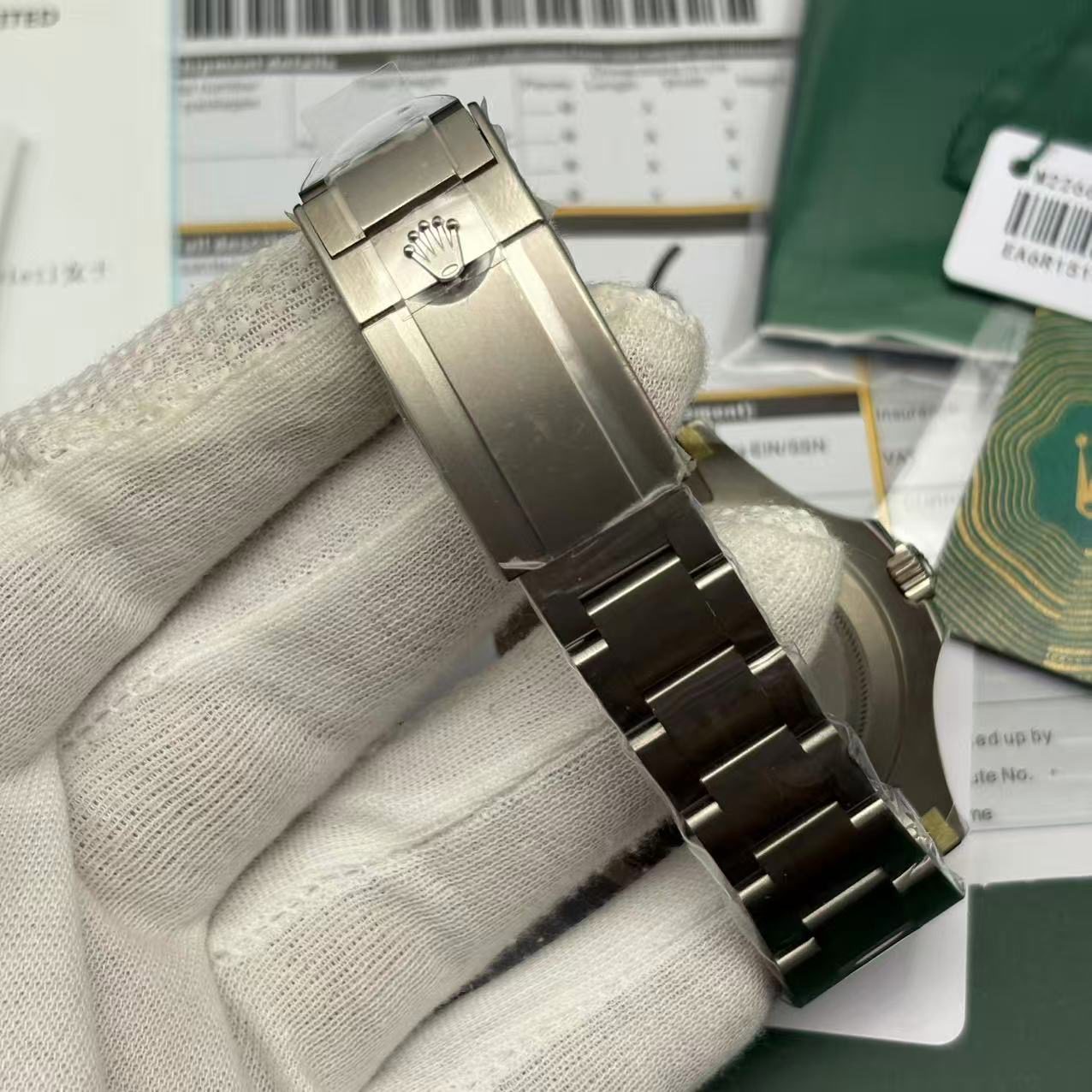 18f380dd39060800aa8690e099bd2fc2 RLX Titanium Replica Yacht Master Rolex Clone - 2023 Model - Image 7