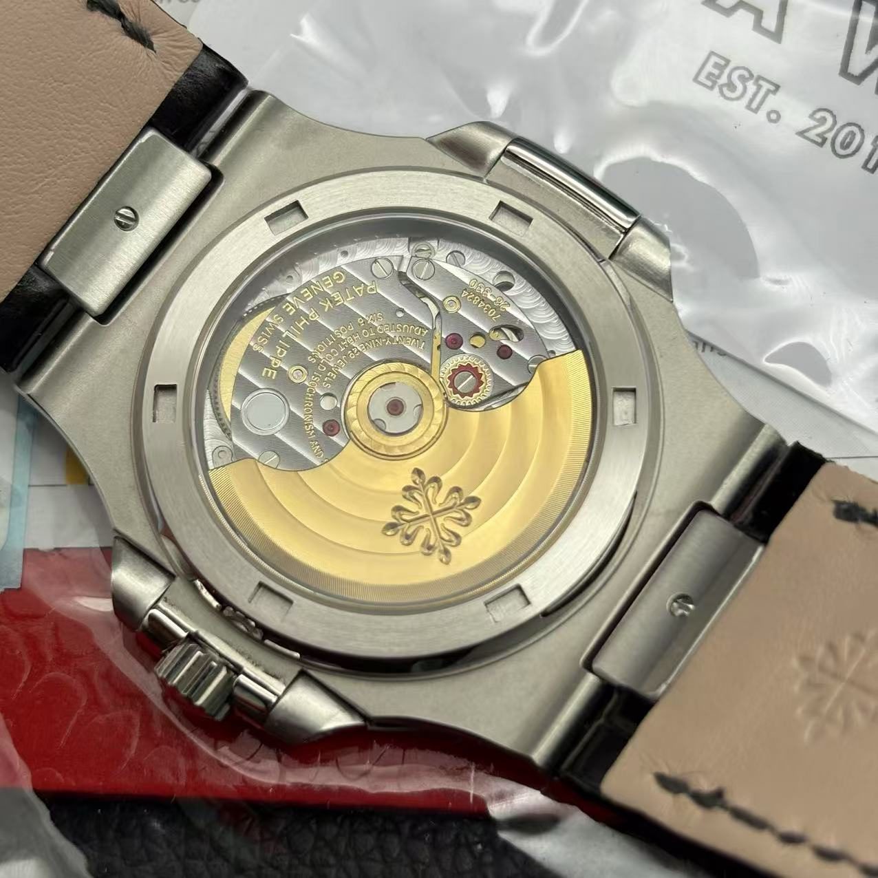 23f9c25e513fa848374277d0912358a8 Swiss made Replica Patek Philippe Nautilus White Face