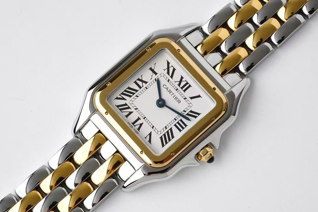 3e211e69219546d9285ea3227667e325 Replica Cartier Panthère de Cartier Women Quartz White 18ct Yellow Gold Watch W2PN0006 - Image 3