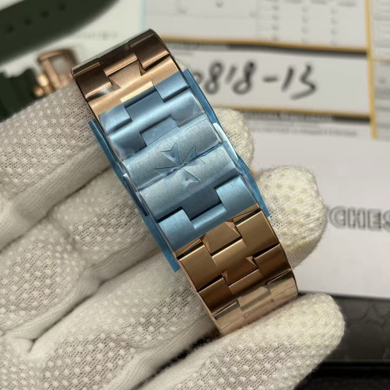 52a8c33603b14da778b3e5b643666d34 Super Clone Replik Vacheron Constantin Overseas Chronograph GRÜN - Image 2