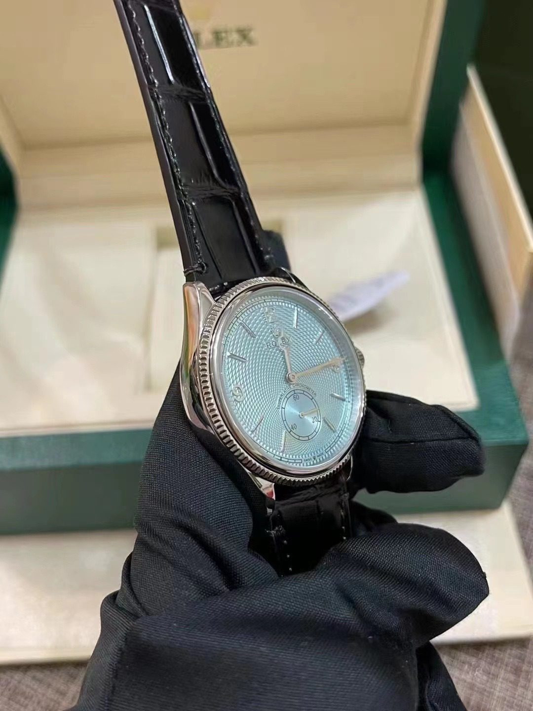 New 2024 1908 Replica Rolex Perpertual 39mm Platina New 2024 1908 Replica Rolex Perpertual 39mm Platina