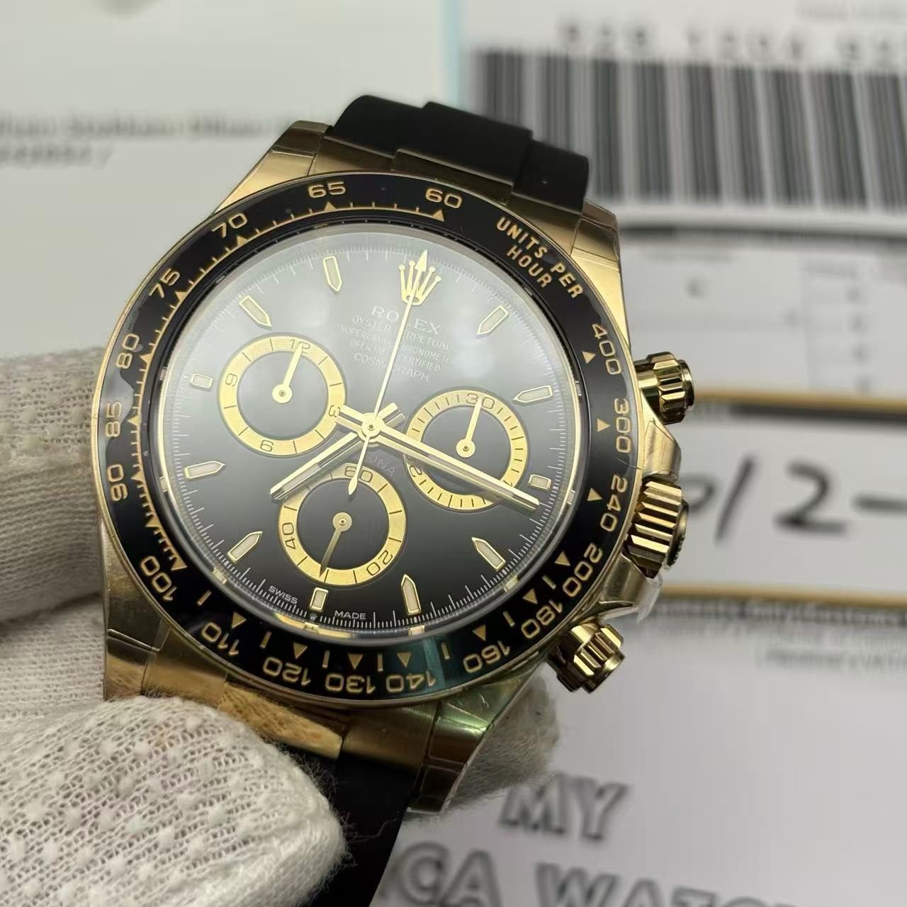 741ae3ba843da9b89498ea5290e925c1 Superclone Rolex Daytona Black Dial 126518LN - Image 4