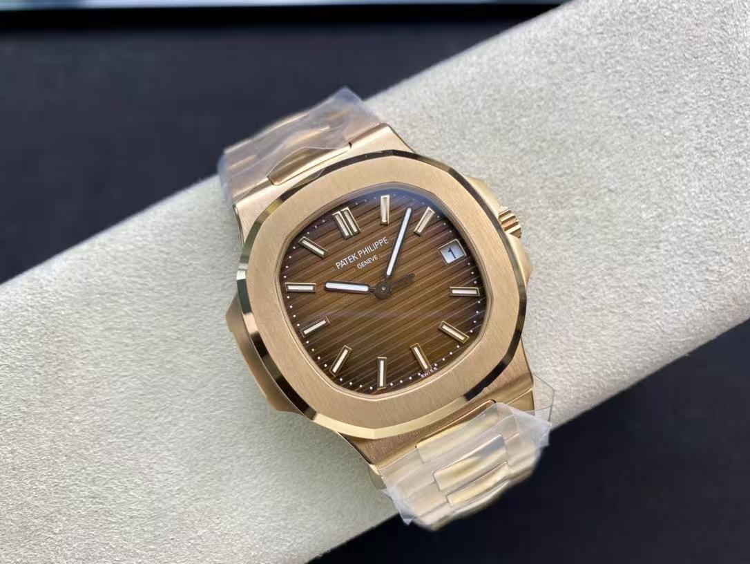 775079a4f2c799935a4e71a115f9ebf1 Super Clone Replica Patek Philippe Nautilus - Rose Gold - Image 2