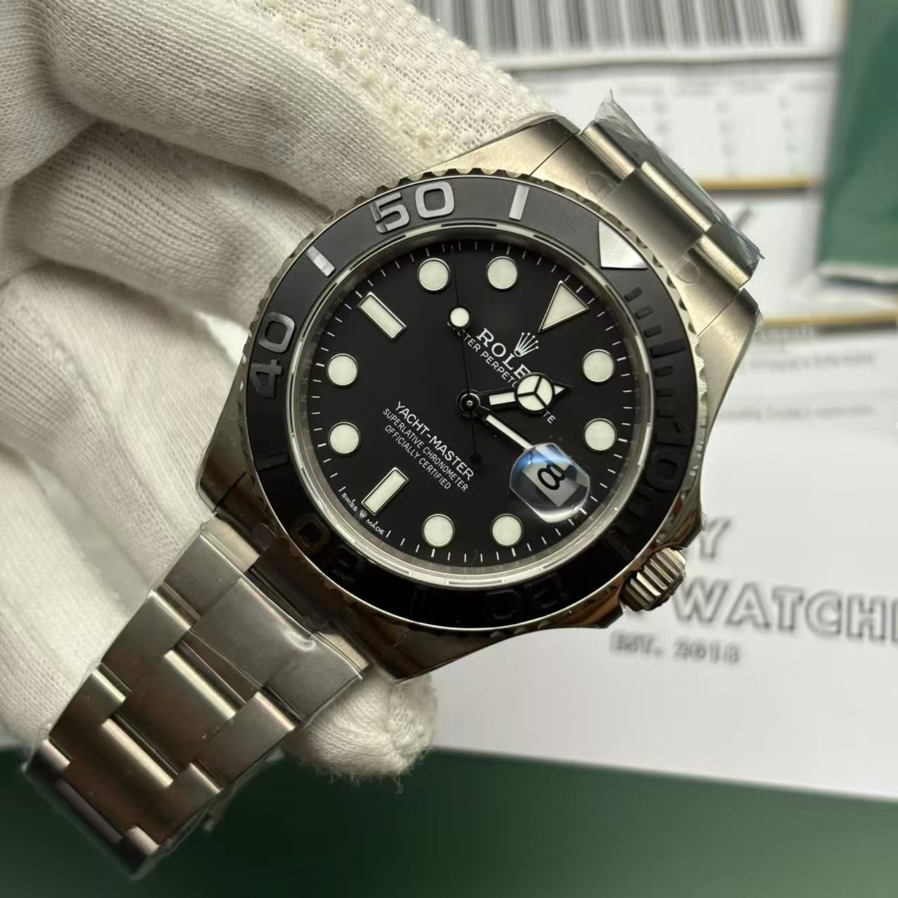 85e9b91b8a7286f396e43b78372cbeb6 2 RLX Titanium Replica Yacht Master Rolex Clone - 2023 Model - Image 2