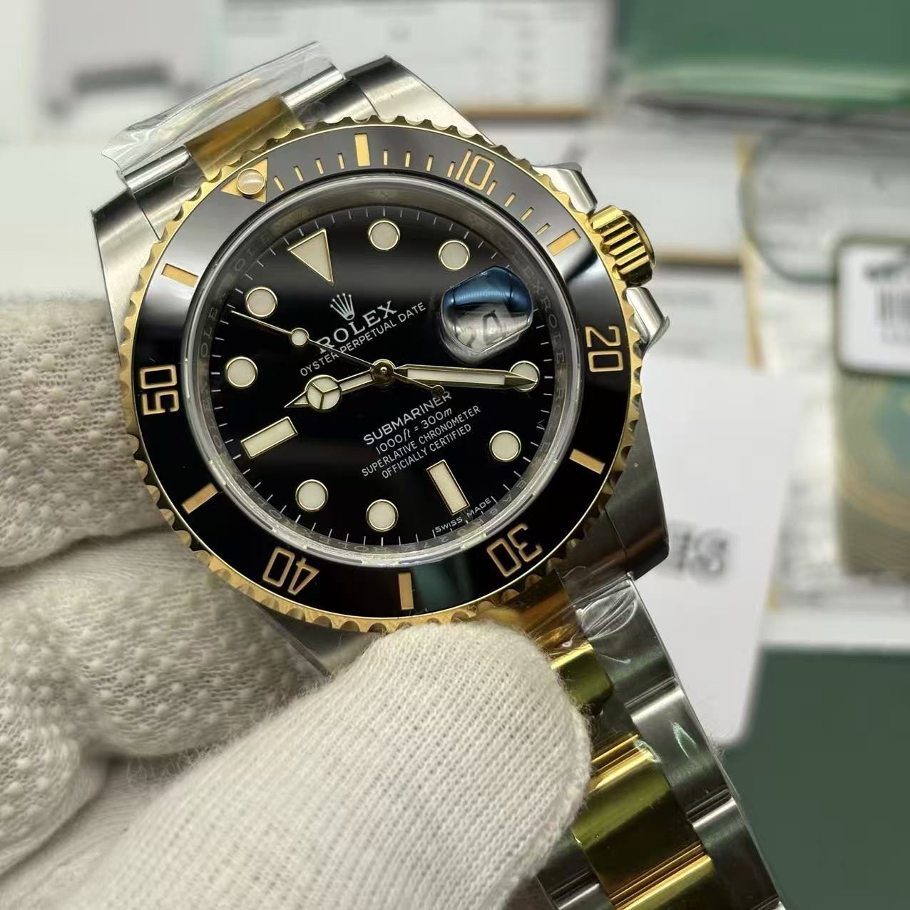 9edc000396ebc1b8166d7ffb0cdbeb2e Rolex Submariner Two Tone Black Dial Super Replica Copy - Image 3