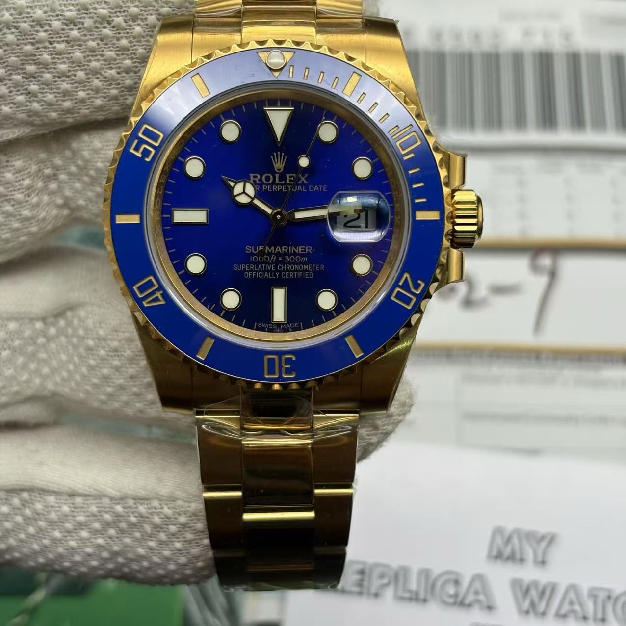 ce12461fdf9f3e6e995809a220746170-2 Rolex Submariner Full Gold Blue Dial Swiss Clone Replica - Image 4