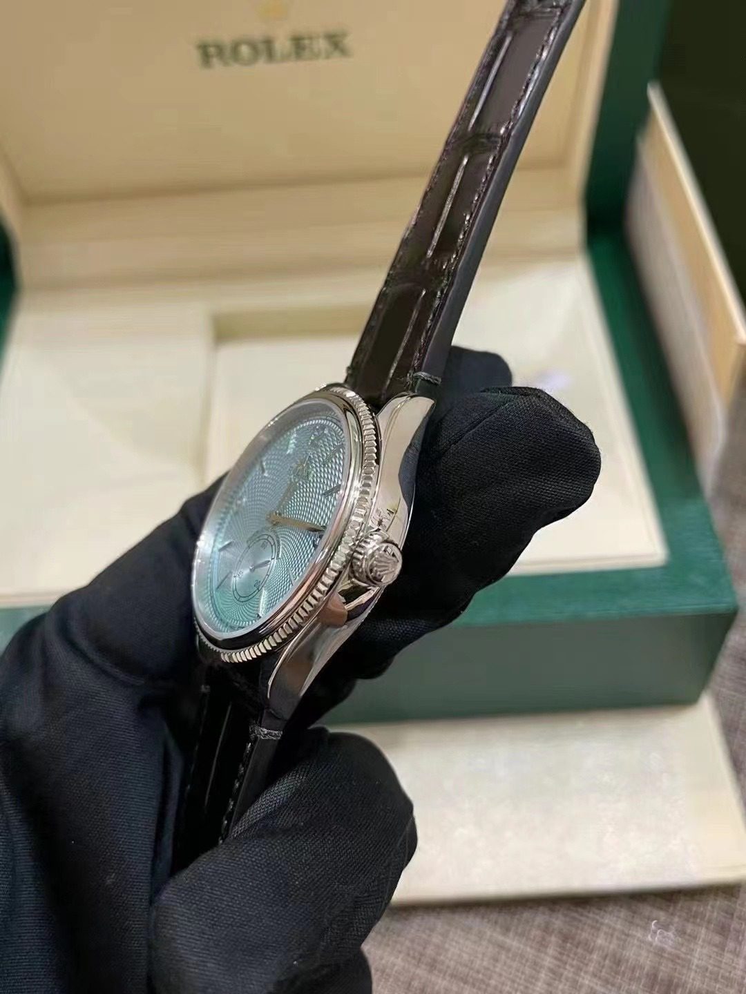 d7c05287a76ad255ef3e253033f85b6d Neu 2024 1908 Replik Rolex Perpertual 39mm Platina - Image 3