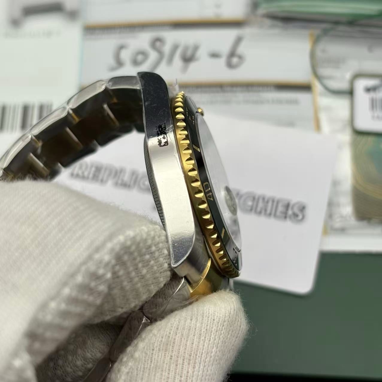 d8af7f46a38bd04ba8355ff90d3f1042 Rolex Submariner Two Tone Black Dial Super Replica Copy - Image 8