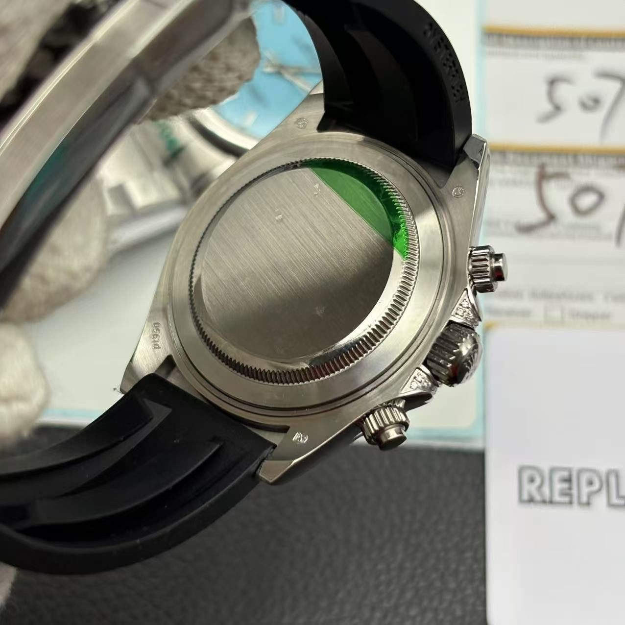 da1982ca9f6f39134eeb3d4ff8ffe1d9 Rolex Daytona Diamond Leather Strap Replica - Image 6