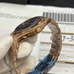 Replica vacheron constantin Overseas perpetual calendar ultra-thin 41.5 mm 18K 5N pink gold - Image 5