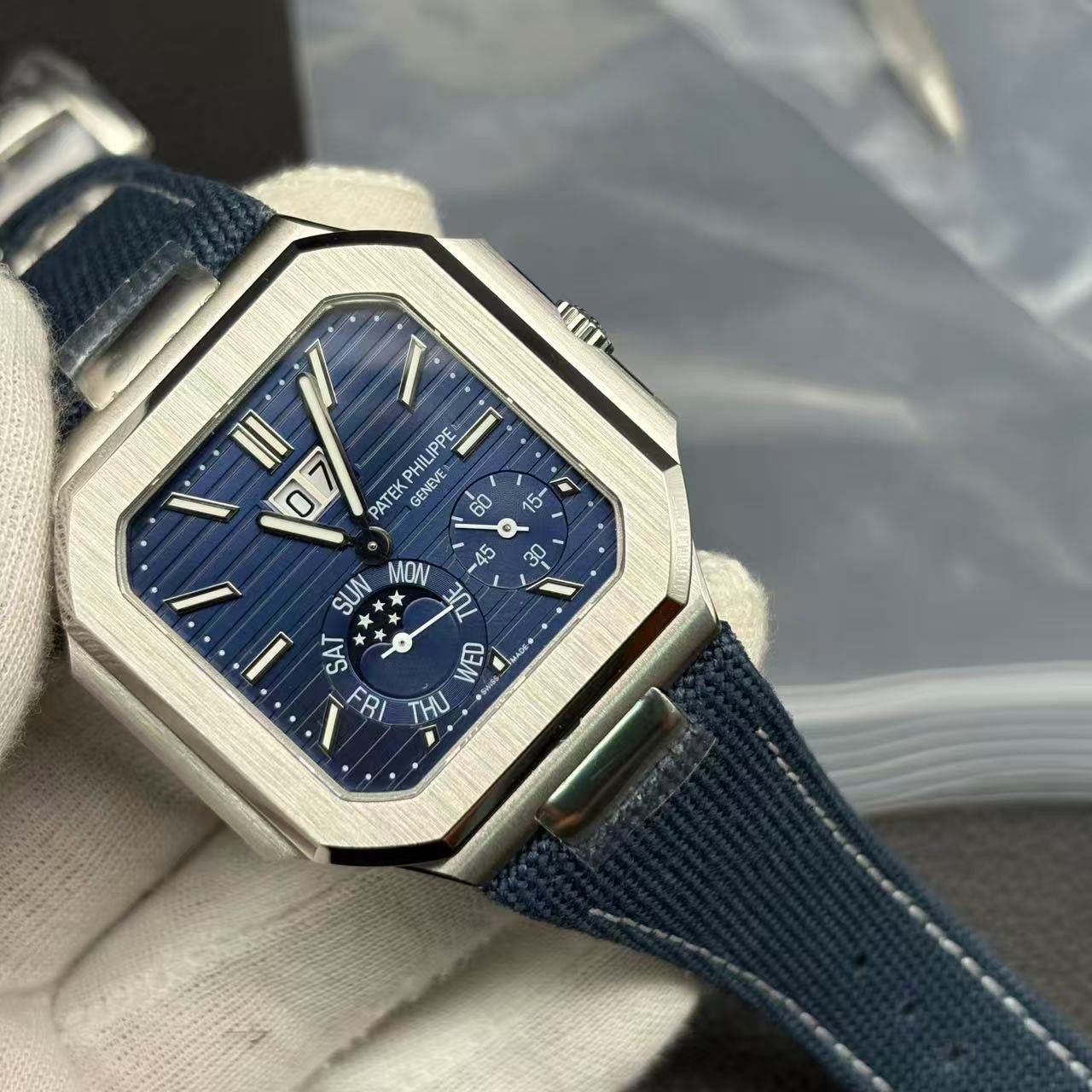 Patek Philippe Nautilus Steel 5726A-001 Super Swiss Clone 1