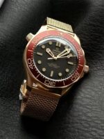 Replica Omega Seamaster 007 Burgundy Watch Super Clone - Image 15