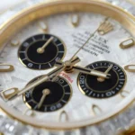 Replica Rolex Cosmograph Daytona Meteorite Dial Gold Moissanite Baguette 40mm - Image 4